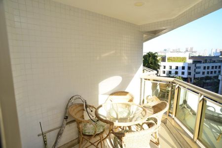 Apartamento para alugar com 399m², 4 quartos e 3 vagas
