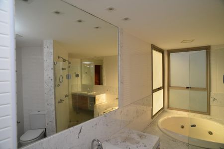 Apartamento para alugar com 399m², 4 quartos e 3 vagas