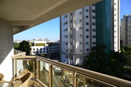 Apartamento para alugar com 399m², 4 quartos e 3 vagas