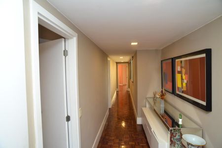 Apartamento para alugar com 399m², 4 quartos e 3 vagas