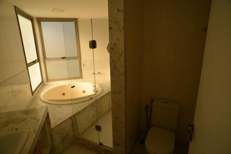 Apartamento para alugar com 399m², 4 quartos e 3 vagas
