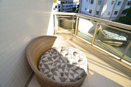 Apartamento para alugar com 399m², 4 quartos e 3 vagas