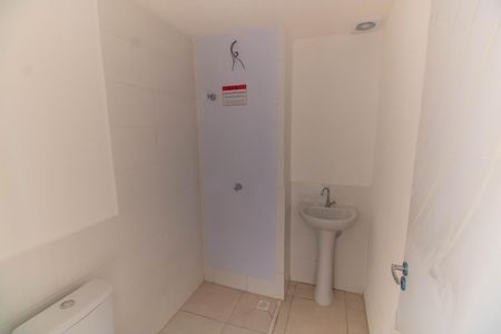 Apartamento para alugar com 36m², 2 quartos e 1 vaga Apartamento para alugar com 36m², 2 quartos e 1 vagaBanheiro