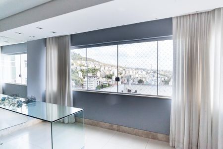 Apartamento para alugar com 100m², 3 quartos e 2 vagas Apartamento para alugar com 100m², 3 quartos e 2 vagassala