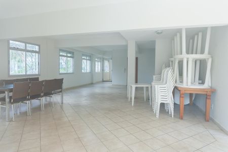 Apartamento para alugar com 100m², 3 quartos e 2 vagas Apartamento para alugar com 100m², 3 quartos e 2 vagasÁrea comum - Salão de festas
