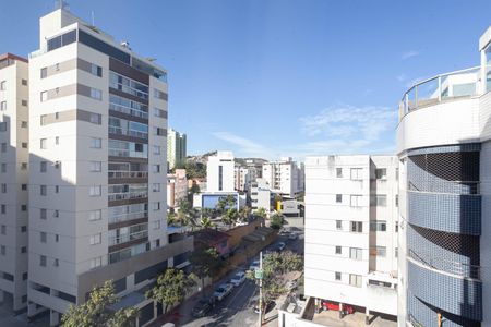 Apartamento para alugar com 38m², 1 quarto e 1 vagaVista da suíte 