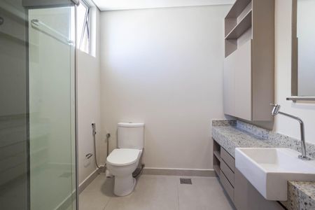 Apartamento para alugar com 38m², 1 quarto e 1 vagaBanheiro da suíte 