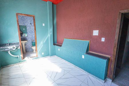 Quarto / sala de kitnet/studio para alugar com 1 quarto, 25m² em Planalto, Belo Horizonte