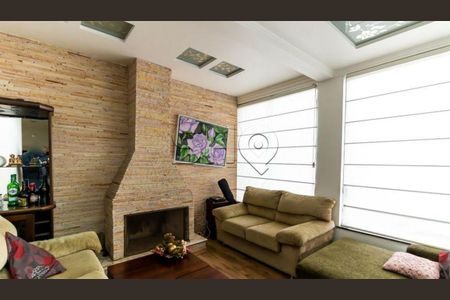 Casa à venda com 3 quartos, 600m² em Jardim Guapira, São Paulo