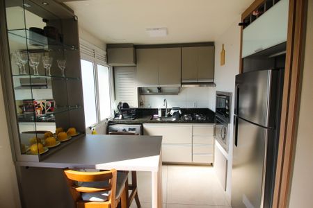 Apartamento para alugar com 31m², 1 quarto e 1 vaga Apartamento para alugar com 31m², 1 quarto e 1 vagaCozinha e Área de Serviço
