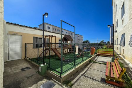 Apartamento para alugar com 47m², 2 quartos e 1 vaga Apartamento para alugar com 47m², 2 quartos e 1 vagaÁrea comum - Playground