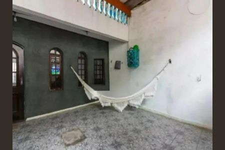 AREA EXTERNA de casa à venda com 3 quartos, 150m² em Pestana, Osasco