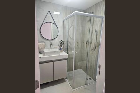 Apartamento à venda com 2 quartos, 43m² em Vila Isa, São Paulo