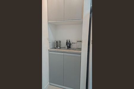 Apartamento à venda com 2 quartos, 43m² em Vila Isa, São Paulo