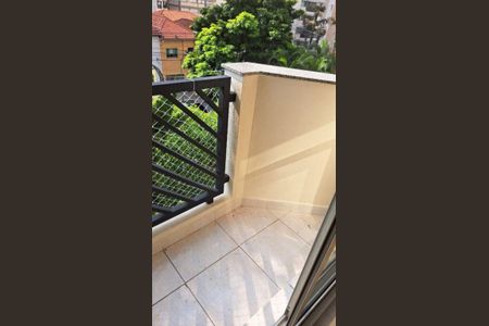 Apartamento à venda com 77m², 2 quartos e 1 vaga