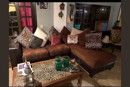 Casa à venda com 4 quartos, 280m² em Piratininga, Niterói