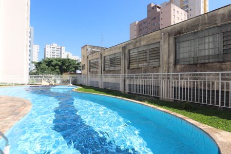 Apartamento para alugar com 57m², 2 quartos e 1 vagaÁrea comum - Piscina