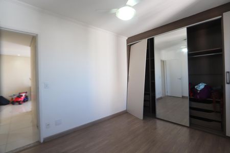 Apartamento para alugar com 57m², 2 quartos e 1 vagaQuarto 1
