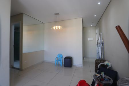 Apartamento para alugar com 57m², 2 quartos e 1 vagaSala