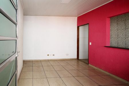 Entrada de casa para alugar com 1 quarto, 24m² em Jardim Cotia, Cotia