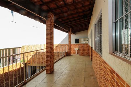 Casa para alugar com 24m², 1 quarto e sem vagaVaranda