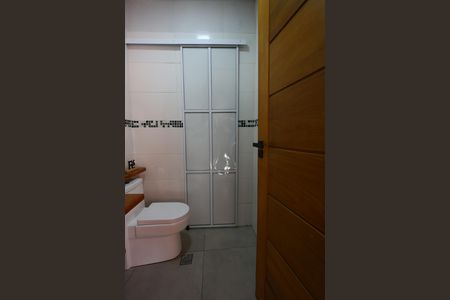 Casa à venda com 150m², 3 quartos e 4 vagas Casa à venda com 150m², 3 quartos e 4 vagasBanheiro