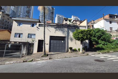 Fachada de casa à venda com 3 quartos, 150m² em Jardim das Palmas, São Paulo