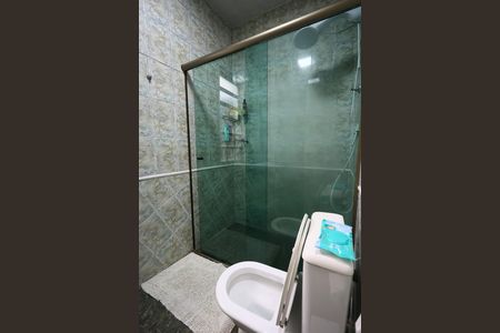 Casa à venda com 150m², 3 quartos e 4 vagas Casa à venda com 150m², 3 quartos e 4 vagasBanheiro