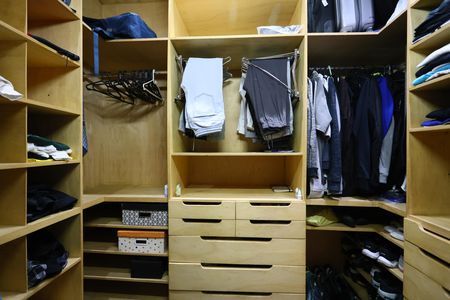 Casa à venda com 150m², 3 quartos e 4 vagas Casa à venda com 150m², 3 quartos e 4 vagasCloset da suíte