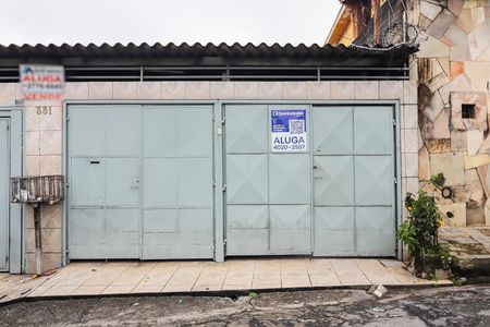 Casa à venda com 360m², 3 quartos e 4 vagasFachada