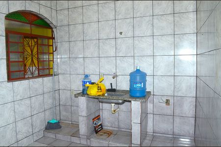 Cozinha e Área de Serviço de casa para alugar com 1 quarto, 40m² em Maria Goretti, Belo Horizonte