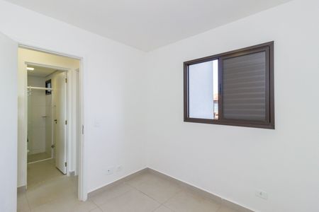 Quarto 2 de apartamento para alugar com 2 quartos, 38m² em Vila dos Remedios, São Paulo
