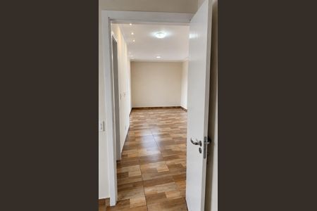 Sala de apartamento para alugar com 2 quartos, 39m² em Jardim Vaz de Lima, São Paulo
