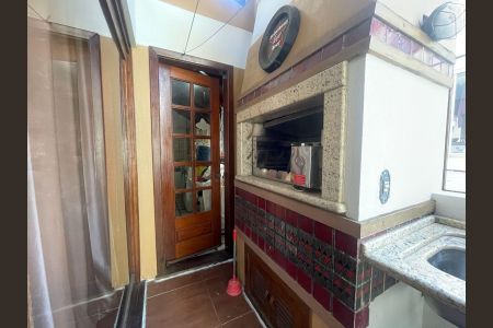 Apartamento à venda com 240m², 3 quartos e 2 vagas