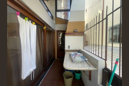 Apartamento à venda com 240m², 3 quartos e 2 vagas