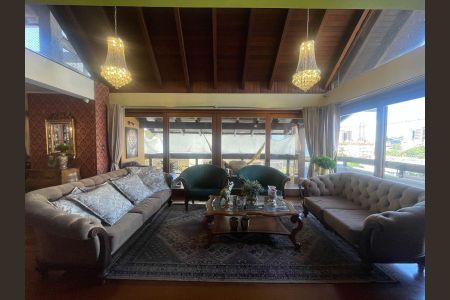 Apartamento à venda com 3 quartos, 240m² em Centro, São Leopoldo