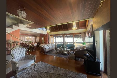 Apartamento à venda com 240m², 3 quartos e 2 vagas