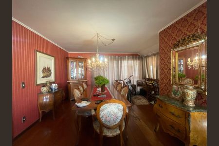 Apartamento à venda com 240m², 3 quartos e 2 vagas