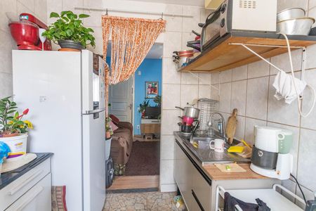 Cozinha  de apartamento à venda com 2 quartos, 48m² em Jardim Apura, Diadema