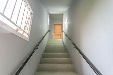 Apartamento à venda com 48m², 2 quartos e 1 vaga Apartamento à venda com 48m², 2 quartos e 1 vagaEntrada
