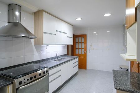 Cozinha de apartamento à venda com 3 quartos, 163m² em Barcelona, São Caetano do Sul