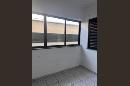 Casa para alugar com 219m², 2 quartos e 2 vagas Casa para alugar com 219m², 2 quartos e 2 vagasVaranda