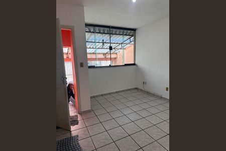 Casa para alugar com 219m², 2 quartos e 2 vagas Casa para alugar com 219m², 2 quartos e 2 vagasÁrea de Serviço