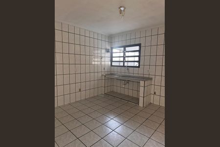 Casa para alugar com 219m², 2 quartos e 2 vagas Casa para alugar com 219m², 2 quartos e 2 vagasÁrea de Serviço