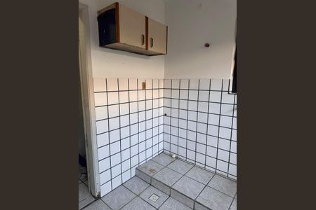 Casa para alugar com 219m², 2 quartos e 2 vagas Casa para alugar com 219m², 2 quartos e 2 vagasBanheiro 2