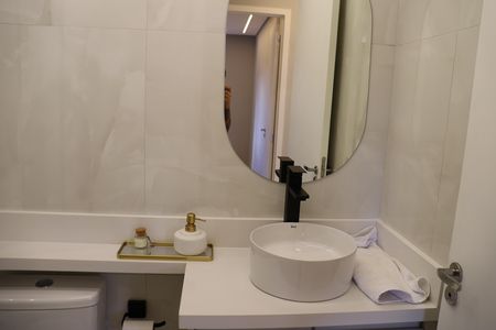 Apartamento à venda com 60m², 2 quartos e 1 vaga Apartamento à venda com 60m², 2 quartos e 1 vagaBanheiro Social