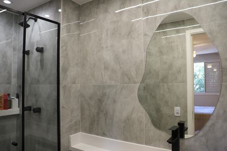 Banheiro da Suíte de apartamento à venda com 2 quartos, 60m² em Votopoca, Barueri