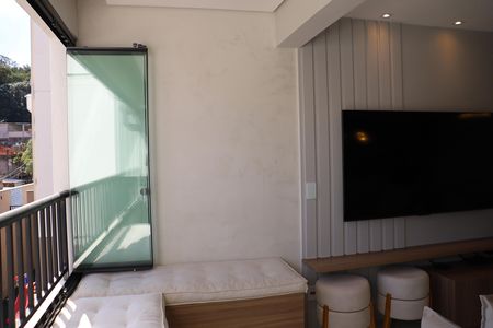 Varanda da Sala de apartamento à venda com 2 quartos, 60m² em Votopoca, Barueri