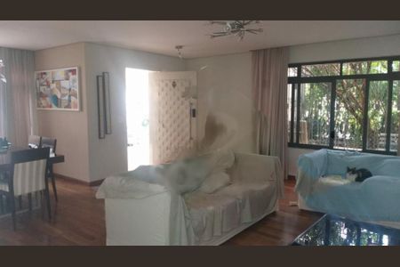 Casa à venda com 3 quartos, 380m² em Parque Jabaquara, São Paulo