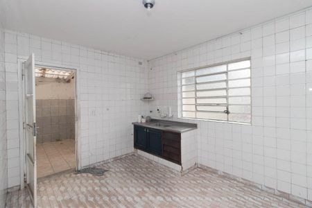 Cozinha de casa à venda com 3 quartos, 250m² em Jardim Tremembe, São Paulo